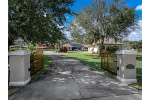 1360 LAKE JOSEPHINE DRIVE, SEBRING, FL 33875 - MLS#MFRA4669731