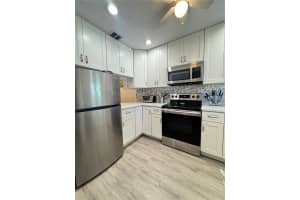 1634 STICKNEY POINT ROAD, SARASOTA, FL 34231 - MLS#MFRA4669750