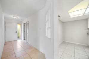 4581 LAKECREST PLACE, SARASOTA, FL 34233 - MLS#MFRA4669811