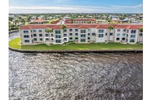 1 Colony Point Dr #a8, PUNTA GORDA