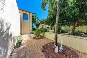 6207 COURTSIDE DRIVE, BRADENTON, FL 34210 - MLS#MFRA4669856