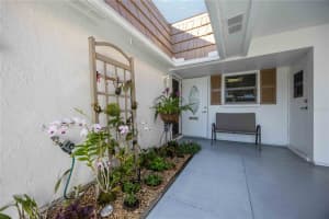 5453 RIVERBLUFF CIRCLE, SARASOTA, FL 34231 - MLS#MFRA4669920