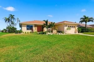 8711 51ST AVENUE, BRADENTON, FL 34210 - MLS#MFRA4669928