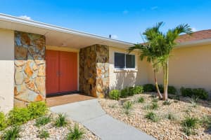 8711 51ST AVENUE, BRADENTON, FL 34210 - MLS#MFRA4669928