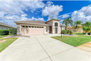 10726 OLD GROVE CIRCLE, BRADENTON, FL 34212 - MLS#MFRA4669939