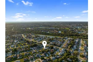 466 SUNNYSIDE DRIVE, VENICE, FL 34293 - MLS#MFRA4669970