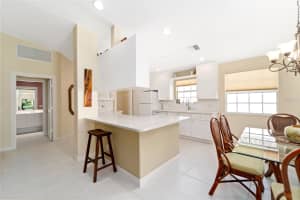 5651 MODENA PLACE, SARASOTA, FL 34238 - MLS#MFRA4670008