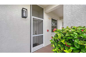 8750 OLDE HICKORY AVENUE, SARASOTA, FL 34238 - MLS#MFRA4670019