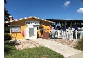 570 BLACKBURN POINT ROAD, OSPREY, FL 34229 - MLS#MFRA4670027