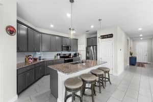 7434 35TH LANE, SARASOTA, FL 34243 - MLS#MFRA4670038