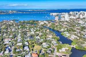 1798 LINCOLN PARK CIRCLE, SARASOTA, FL 34236 - MLS#MFRA4670050