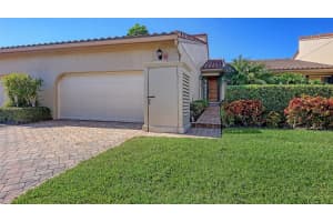 2367 Harbour Oaks Dr, LONGBOAT KEY