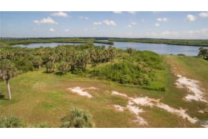 DEER CT, VENICE, FL 34293 - MLS#MFRA4670059