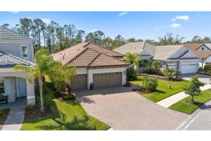 11981 HUNTERS CREEK ROAD, VENICE, FL 34293 - MLS#MFRA4670078
