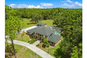 7401 GATOR CREEK BOULEVARD, SARASOTA, FL 34241 - MLS#MFRA4670145