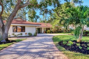 1610 LAKE SHORE DRIVE, SARASOTA, FL 34231 - MLS#MFRA4670153