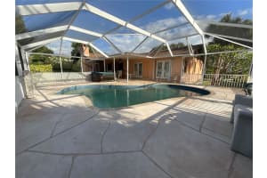 1635 BAYWINDS LANE, SARASOTA, FL 34231 - MLS#MFRA4670164