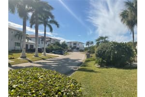 1635 BAYWINDS LANE, SARASOTA, FL 34231 - MLS#MFRA4670164