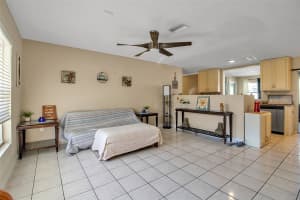 8504 43RD AVENUE DRIVE, BRADENTON, FL 34209 - MLS#MFRA4670170