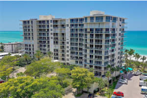 1800 BENJAMIN FRANKLIN DRIVE, SARASOTA, FL 34236 - MLS#MFRA4670179