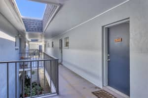 5507 FOUNTAIN LAKE CIRCLE, BRADENTON, FL 34207 - MLS#MFRA4670234