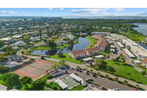 4852 INDEPENDENCE DRIVE, BRADENTON, FL 34210 - MLS#MFRA4670241