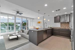 175 1ST STREET, ST PETERSBURG, FL 33701 - MLS#MFRA4670258