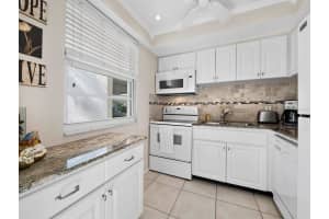 4350 CHATHAM DRIVE, LONGBOAT KEY, FL 34228 - MLS#MFRA4670294