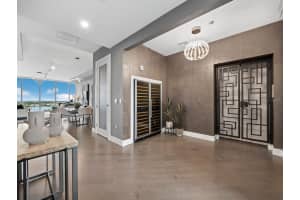 1155 GULFSTREAM AVENUE, SARASOTA, FL 34236 - MLS#MFRA4670307