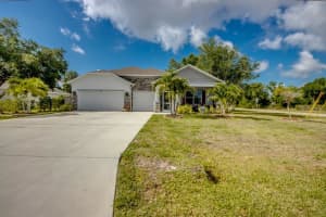 640 ENCARNACION STREET, PUNTA GORDA, FL 33983 - MLS#MFRA4670334