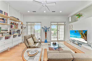 435 NOKOMIS AVENUE, VENICE, FL 34285 - MLS#MFRA4670350