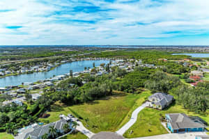 6102 8TH AVENUE DRIVE, BRADENTON, FL 34212 - MLS#MFRA4670394