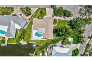 6962 BELGRAVE DRIVE, SARASOTA, FL 34242 - MLS#MFRA4670404