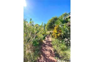 2040 JAVA PLUM AVENUE, SARASOTA, FL 34232 - MLS#MFRA4670429