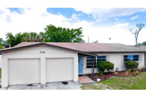 3704 17th Ave W, BRADENTON