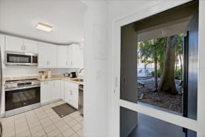 500 WASHINGTON DRIVE, SARASOTA, FL 34236 - MLS#MFRA4670508