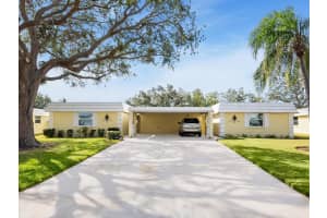 5826 DRIFTWOOD PLACE, SARASOTA, FL 34231 - MLS#MFRA4670535