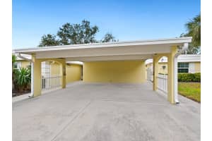 5940 DRIFTWOOD AVENUE, SARASOTA, FL 34231 - MLS#MFRA4670540