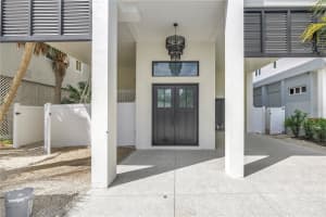 646 CALLE DEL OTONO, SARASOTA, FL 34242 - MLS#MFRA4670546