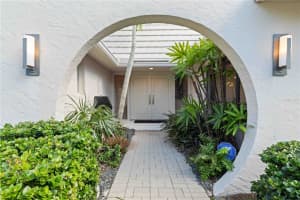 505 LYONS BAY ROAD, NOKOMIS, FL 34275 - MLS#MFRA4670559