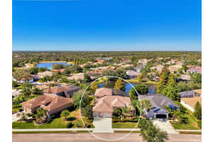 6610 COOPERS HAWK COURT, LAKEWOOD RANCH, FL 34202 - MLS#MFRA4670561