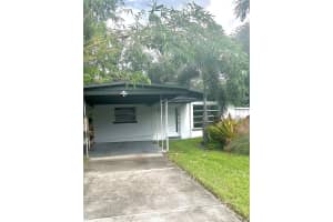 2377 MAIN STREET, SARASOTA, FL 34237 - MLS#MFRA4670564