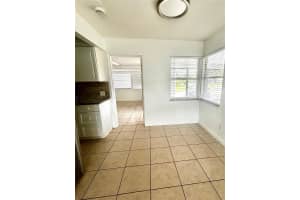 2695 FRUITVILLE ROAD, SARASOTA, FL 34237 - MLS#MFRA4670567