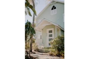 2337 IXORA AVENUE, SARASOTA, FL 34234 - MLS#MFRA4670569