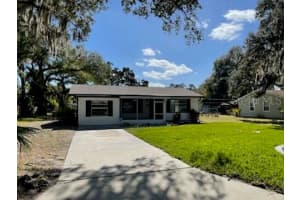2440 HILLVIEW STREET, SARASOTA, FL 34239 - MLS#MFRA4670574