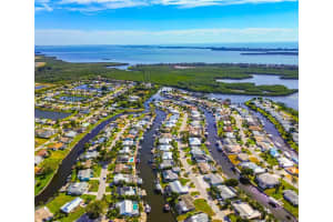 4911 BIMINI DRIVE, BRADENTON, FL 34210 - MLS#MFRA4670605