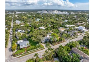 1231 ORANGE AVENUE, SARASOTA, FL 34239 - MLS#MFRA4670720