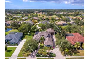 10528 CHEVAL PLACE, LAKEWOOD RANCH, FL 34202 - MLS#MFRA4670723