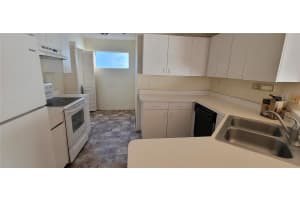 7810 GENEVA LANE, SARASOTA, FL 34243 - MLS#MFRA4670748