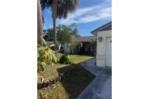 1856 MOVA STREET, SARASOTA, FL 34231 - MLS#MFRA4670765